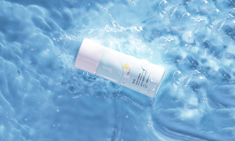 Moisturizing sunscreen